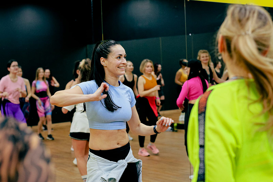 Приглашаем в танцевальную студию Жара Фит